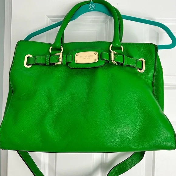 Michael Kors Green Leather purse handbag with shoulder strap and gold trim 14x10 - Picture 1 of 7